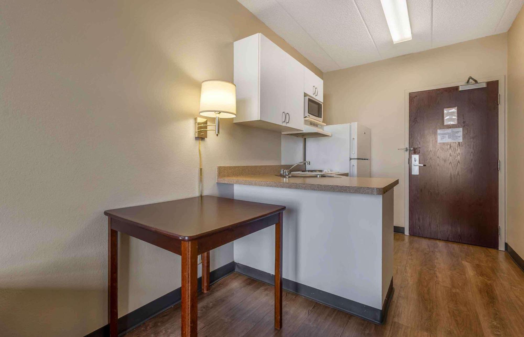 Extended Stay America Suites - Chicago - Midway Bedford Park Экстерьер фото
