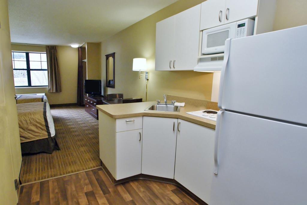 Extended Stay America Suites - Chicago - Midway Bedford Park Экстерьер фото